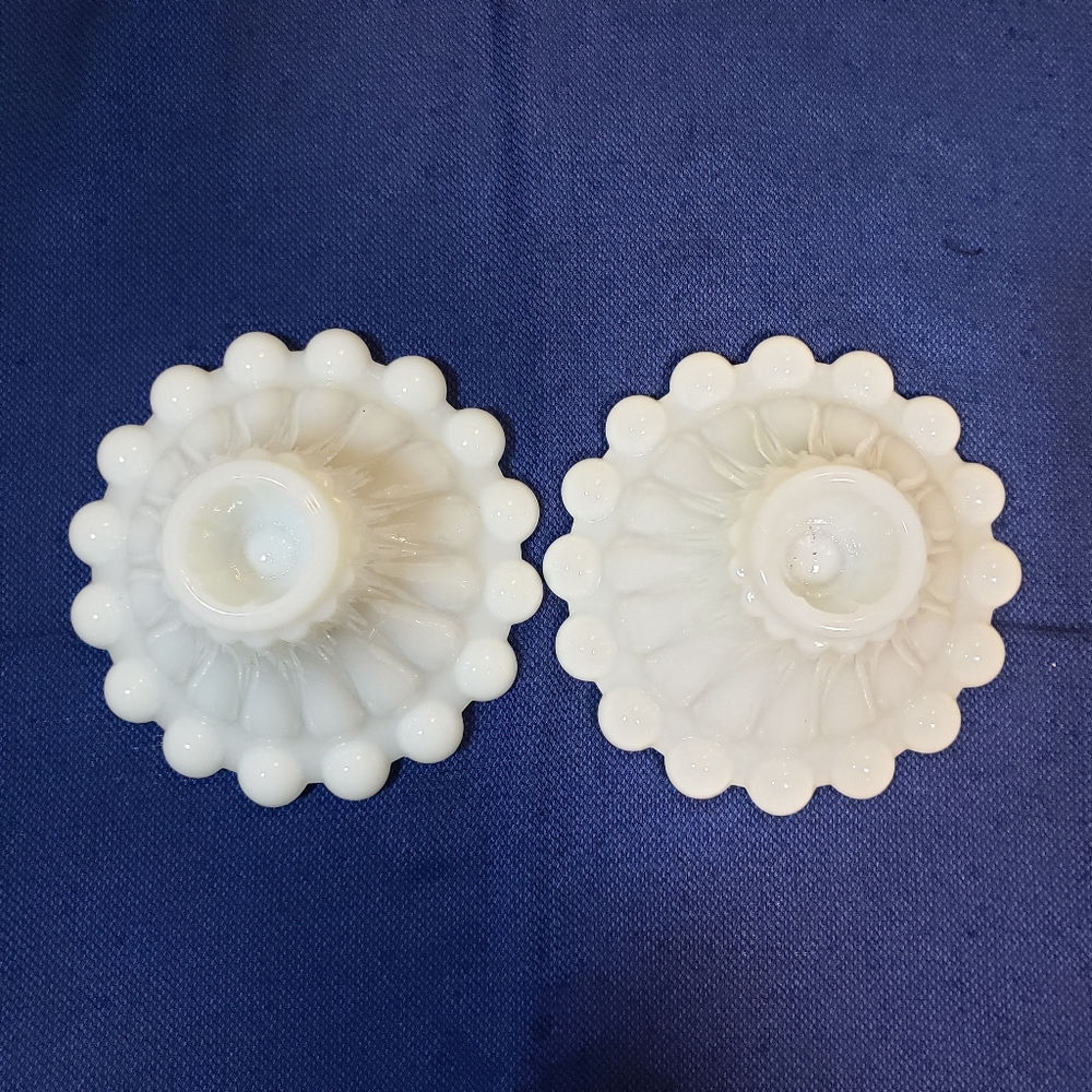 Pair of Vintage Anchor Hocking Boopie Milk Glass Candlestick Holders - Picture 4 of 9
